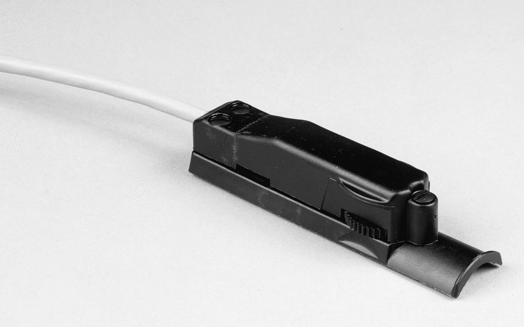 Miller Rotary Fingertip Control, North/South, 26.5 ft. (8.1 m), 6-pin plug